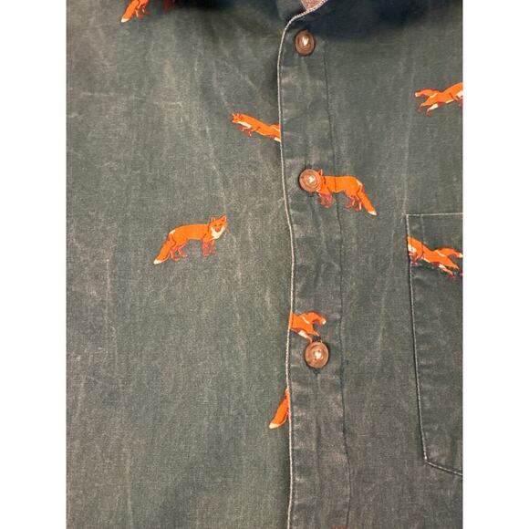 Sovereign Code Mens Short Sleeve Button down Shirt with foxes Mens Large - Picture 3 of 6
